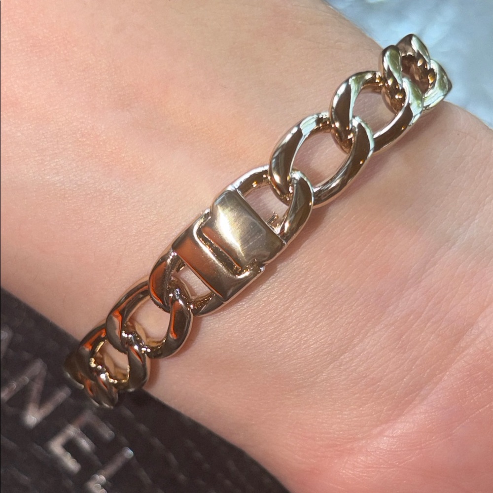 Chanel CC Open Chain Cuff + box - Picture 9 of 10